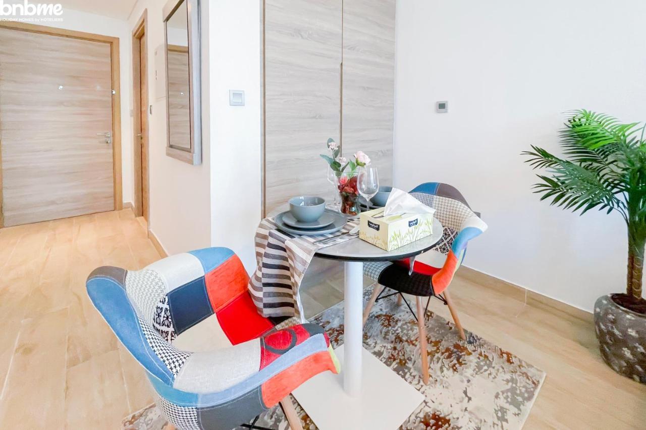 Bnbmehomes - Beautiful Lake View Studio Near Marina - 1504 Дубай Экстерьер фото